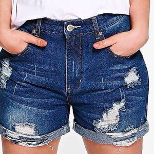 NWT Boohoo Plus Mindy Turn Up Denim Shorts SZ 20W